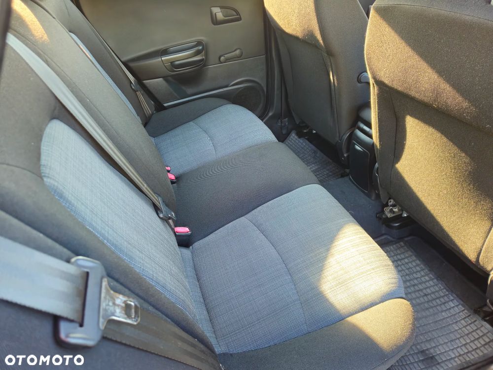 Kia Ceed 1.4 CVVT Spirit - 33