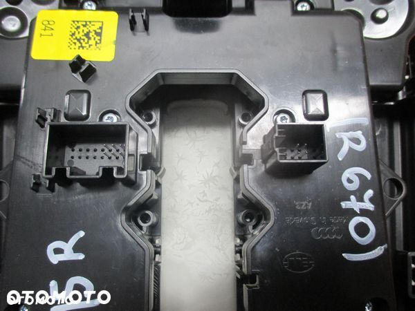 AUDI A4 B9 15R LAMPKA SUFITU OŚWIETLENIE 8W0947135 - 4