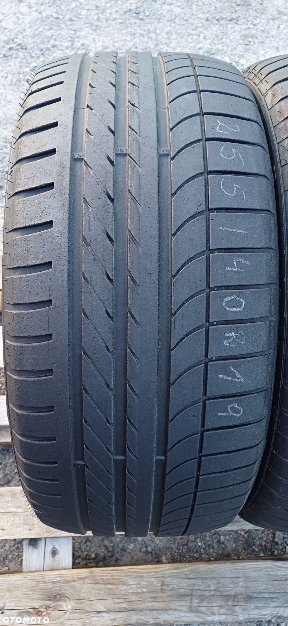 255/40R19 100Y GOODYEAR , dwie opony letnie . - 3