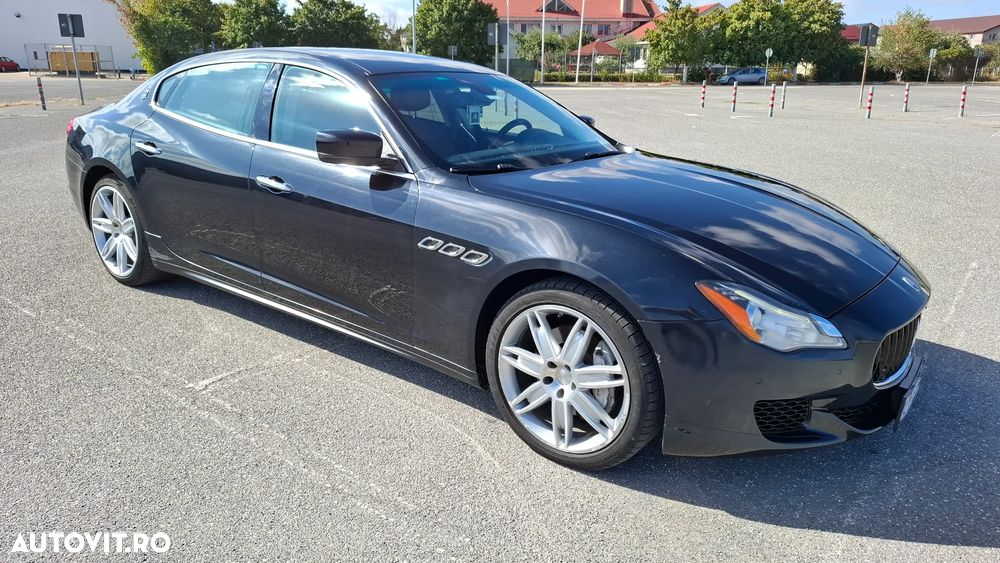 Maserati Quattroporte - 4