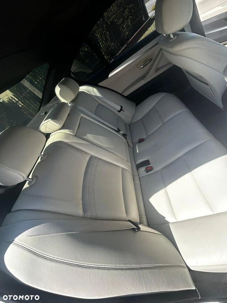 BMW Seria 5 535i Touring Sport-Aut Luxury Line - 20