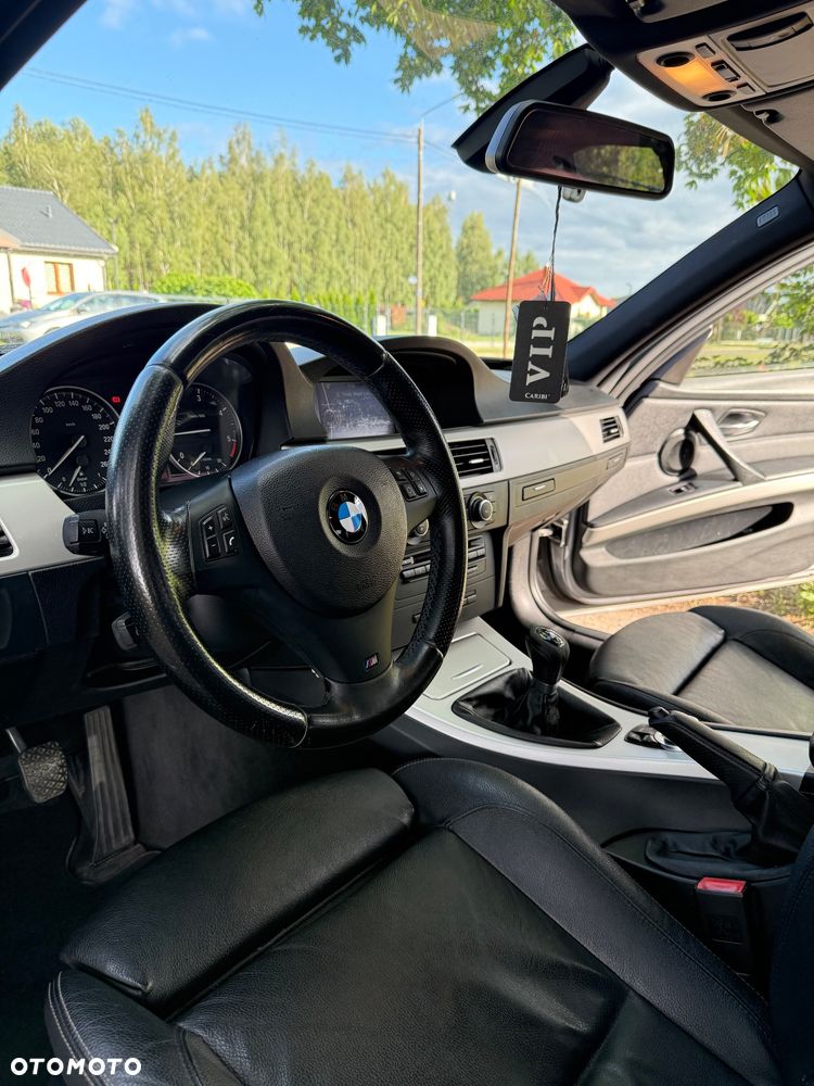 BMW Seria 3 320d Efficient Dynamics - 12