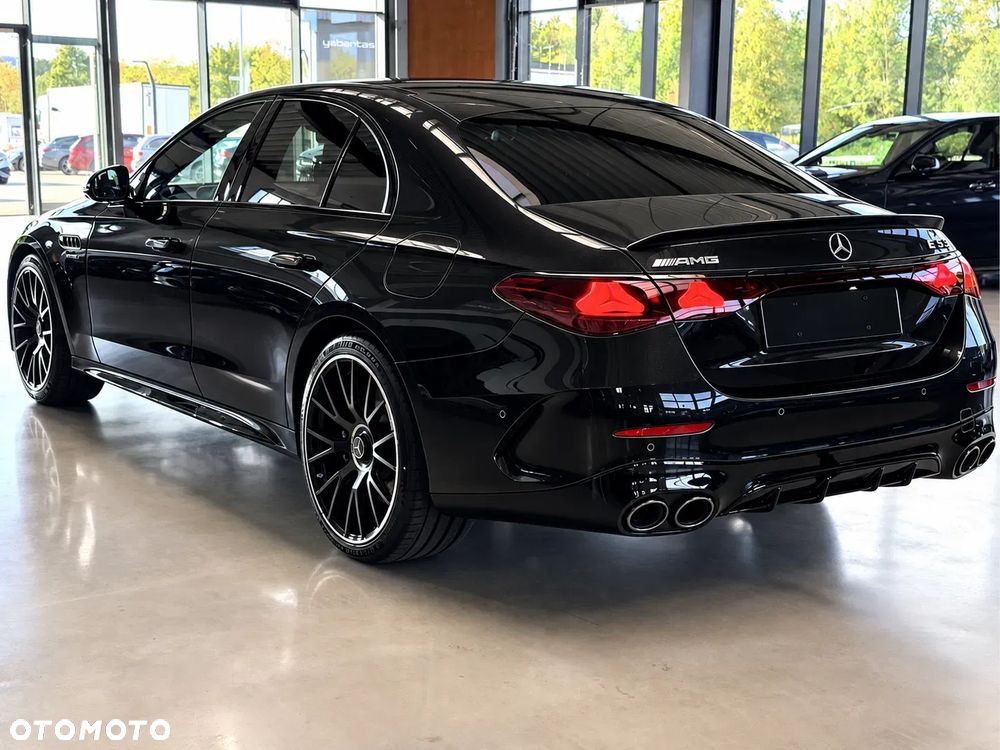 Mercedes-Benz Klasa E AMG 63 4-Matic+ - 3