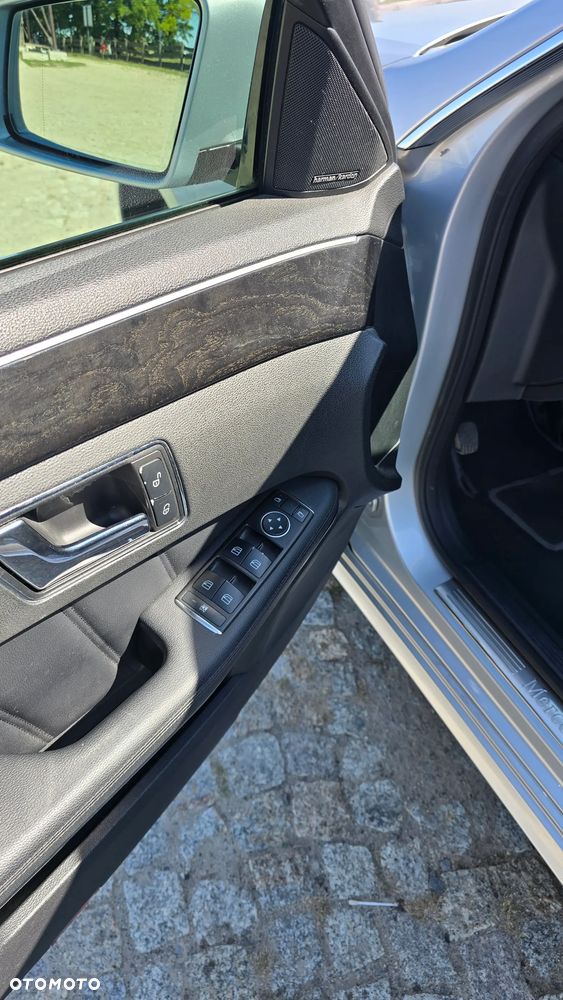 Mercedes-Benz Klasa E 220 CDI BlueEff Avantgarde - 13
