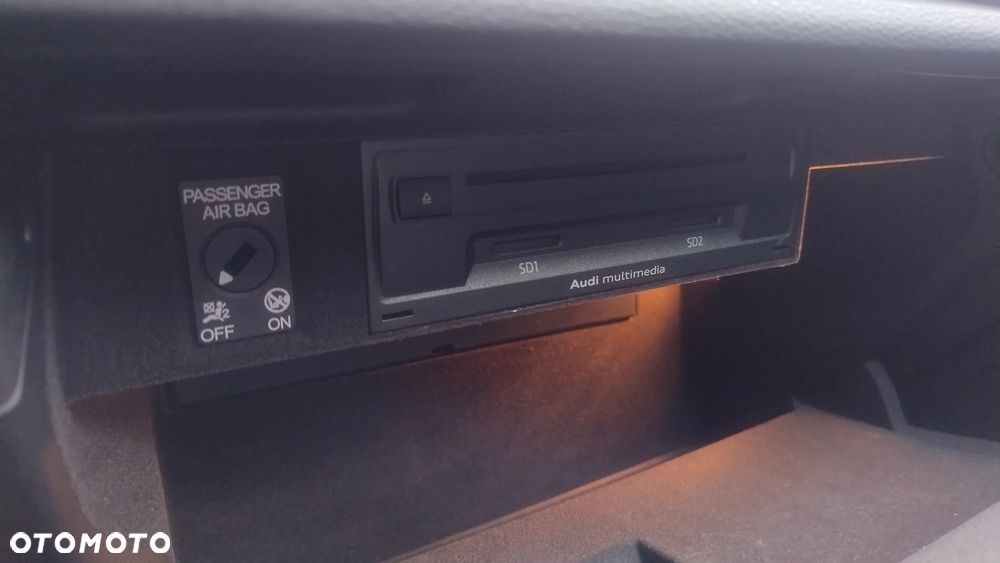 Audi A3 3-drzwiowe 1.6 TDI S tronic sport - 18