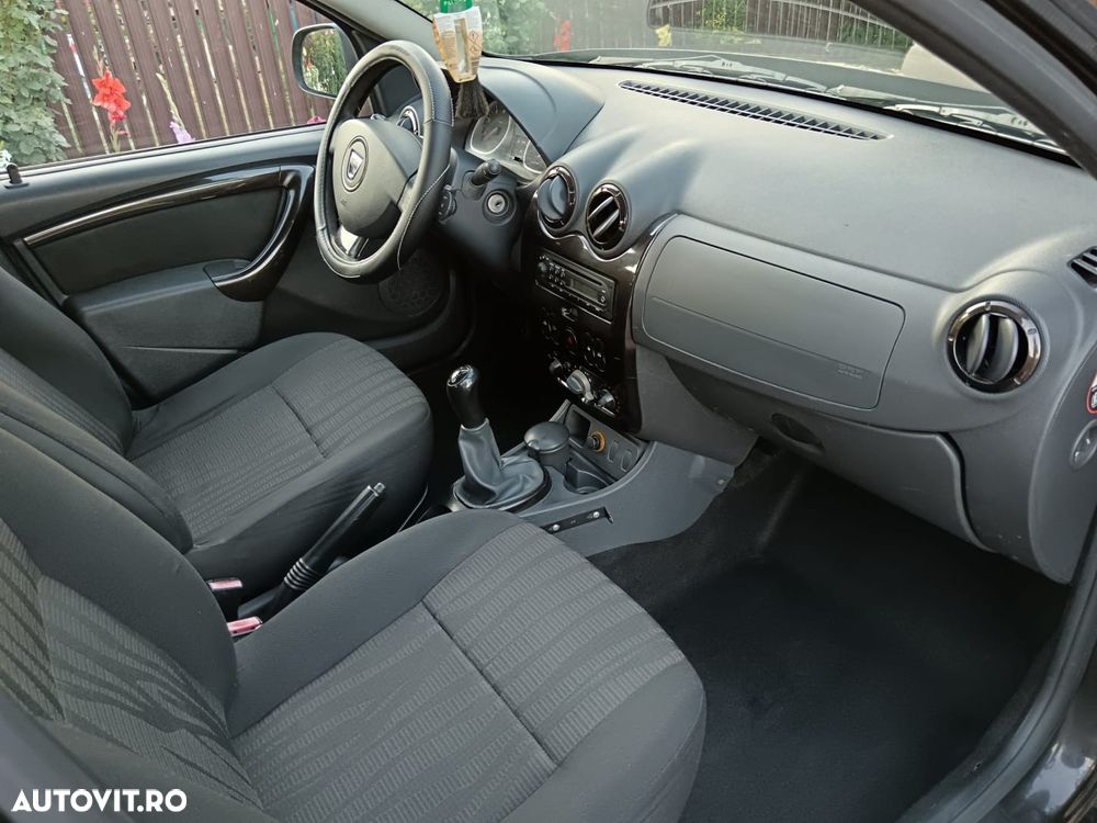 Dacia Duster 1.6 4x2 - 9