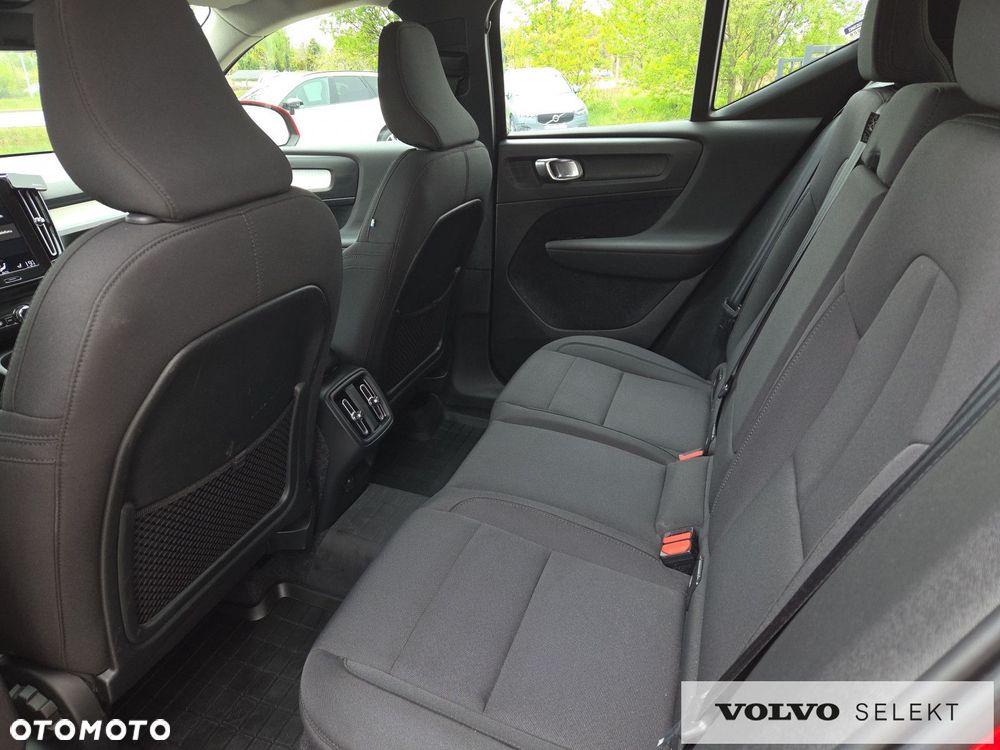 Volvo XC 40 T3 Momentum Pro - 14