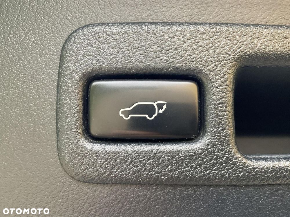 Lexus NX 300h Comfort AWD - 32
