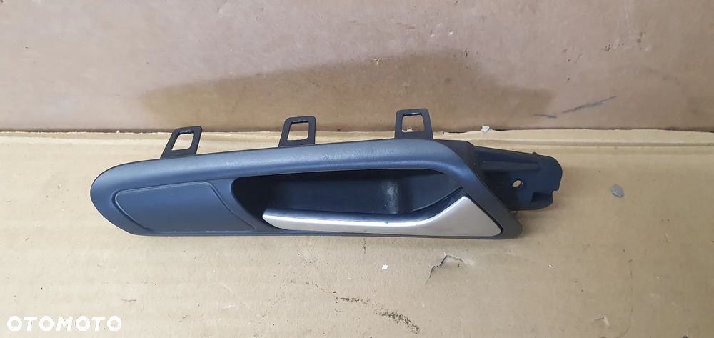 Klamka wewnętrzna prawy przód przednia prawa VW Passat B6 3C1837114 - 2