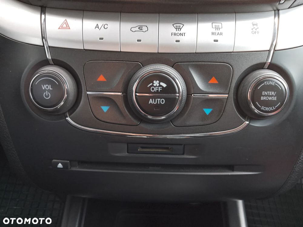 Fiat Freemont 2.0 Multijet 16V DPF Automatik Allrad Urban - 24