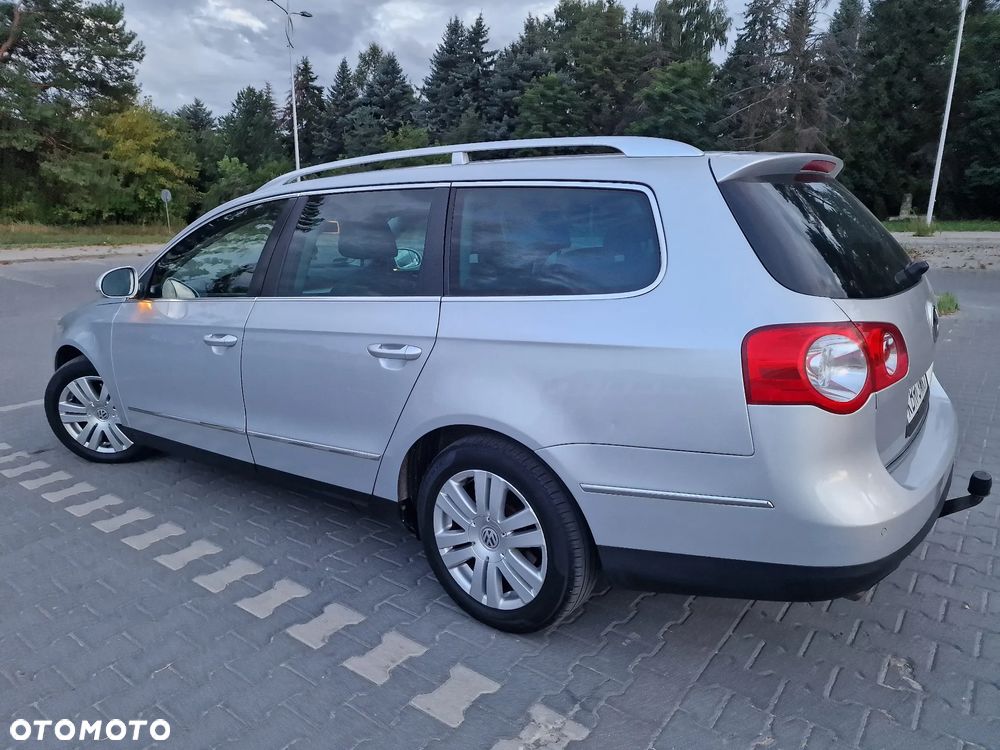 Volkswagen Passat 2.0 TDI DPF Highline DSG - 2