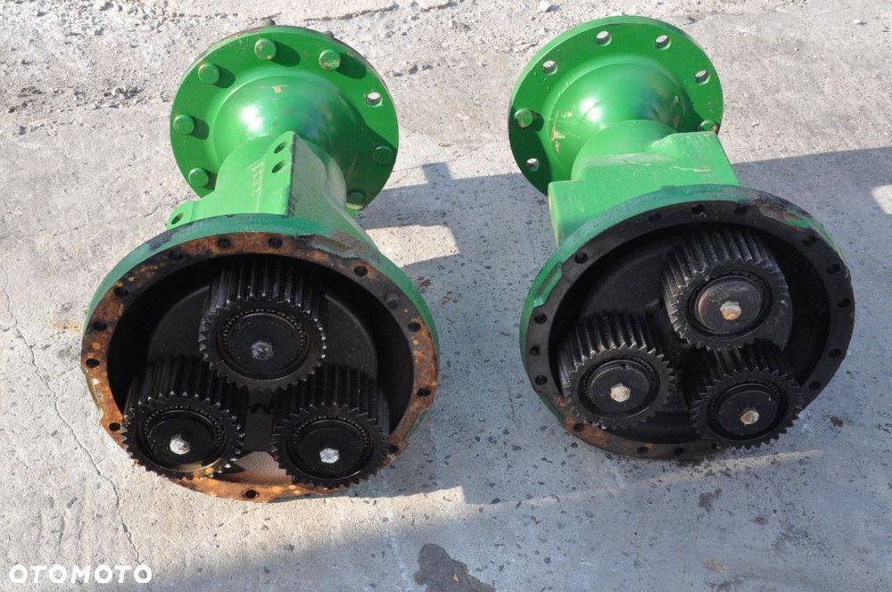 ZWOLNICA POCHWA SATELITY PÓŁOŚ JOHN DEERE 6215R 6150R NR R321766C / R321765 - 2