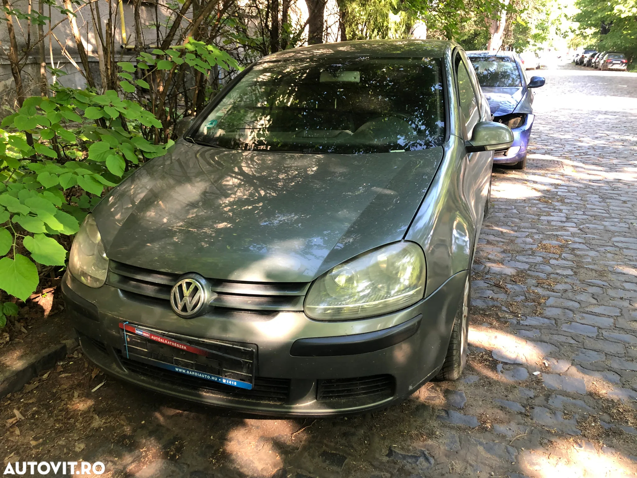 Dezmembrez VW Volkswagen Golf 5 1.6 FSI BAG LA6Q 2006 - 3