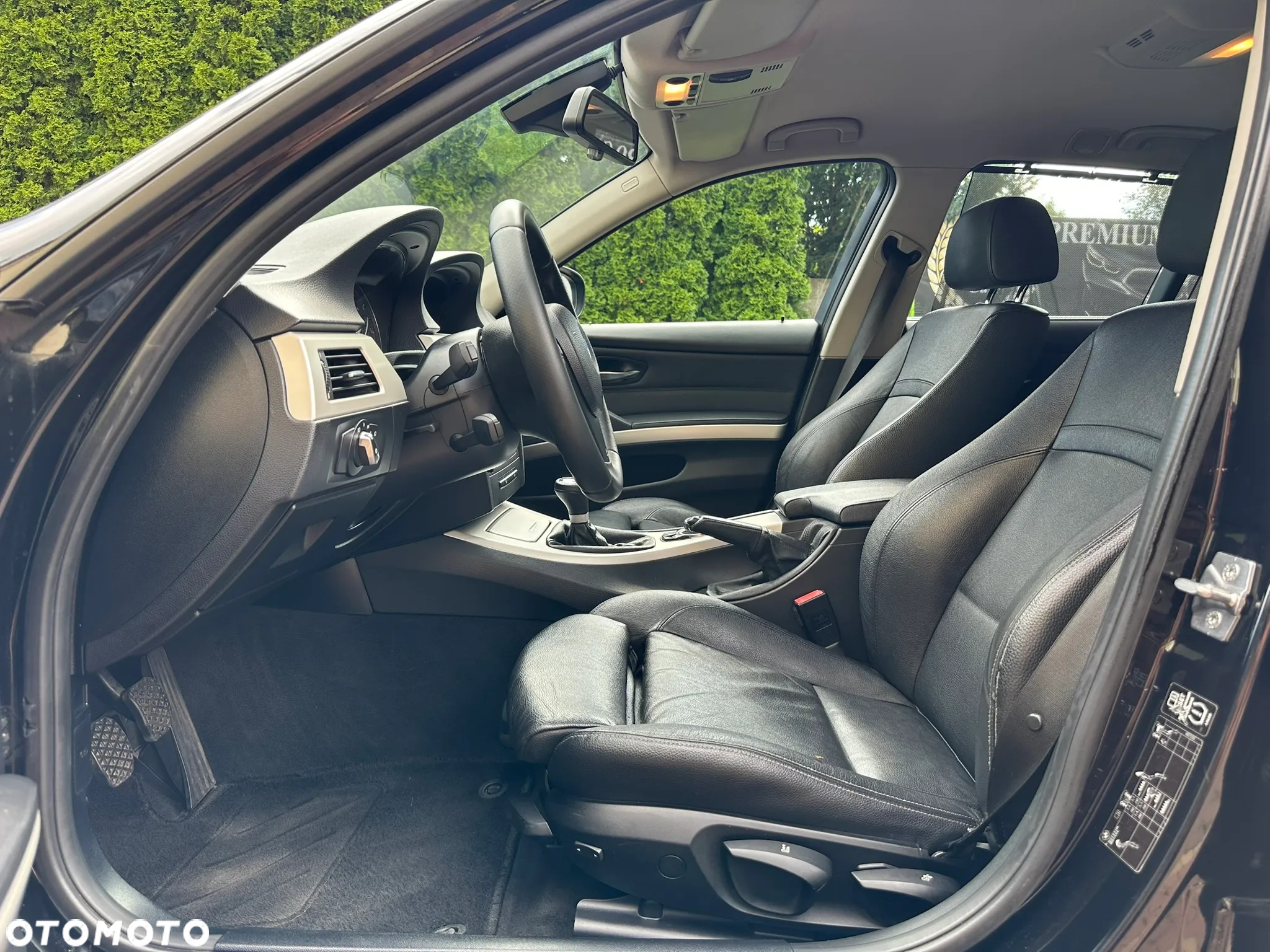 BMW Seria 3 320d DPF Touring - 20