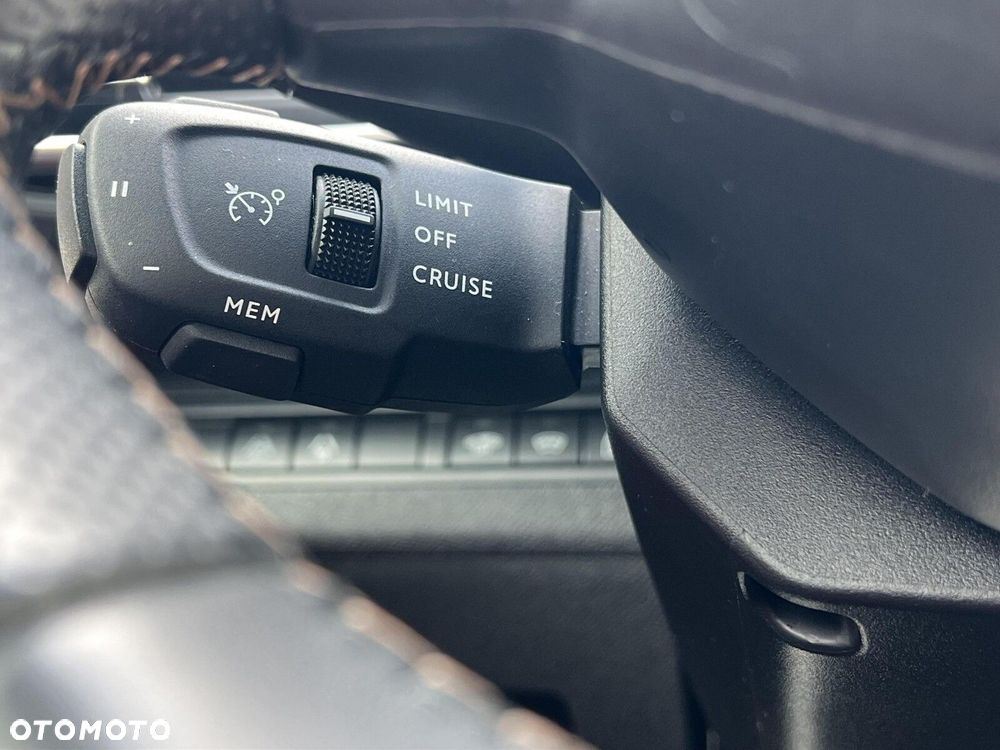 Peugeot 5008 - 30