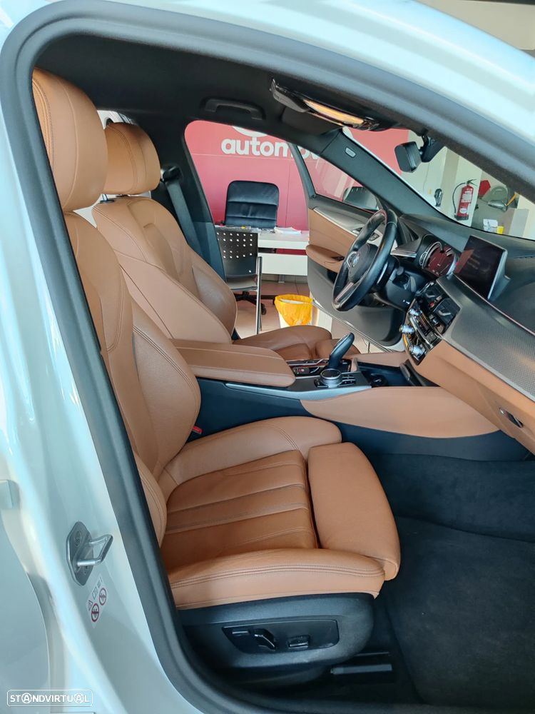 BMW 530 e iPerformance Pack M - 18