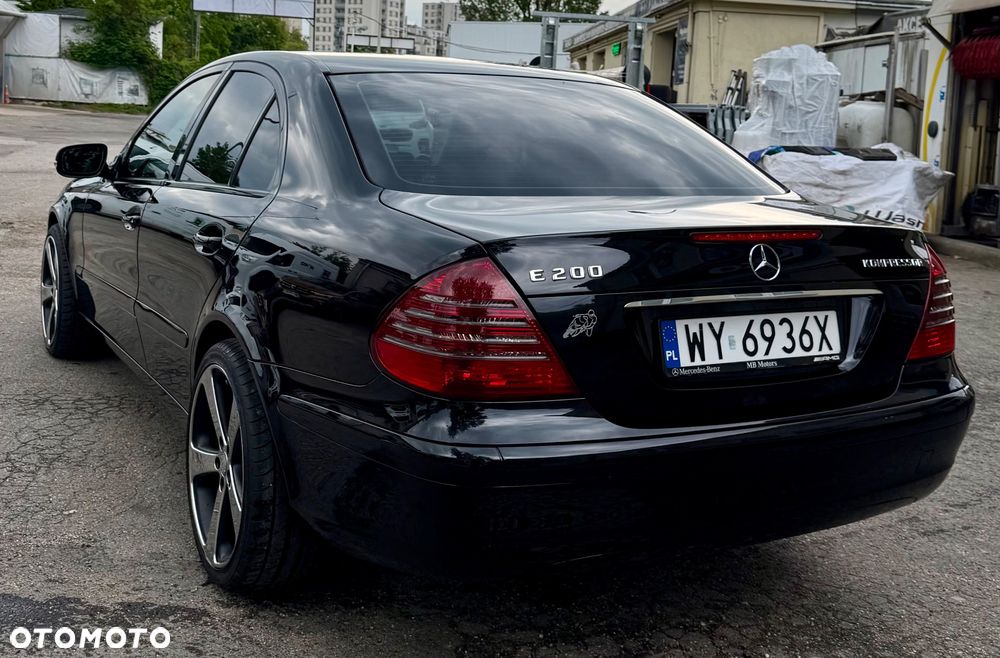 Mercedes-Benz Klasa E 200 Kompressor Classic Sport Edition - 5