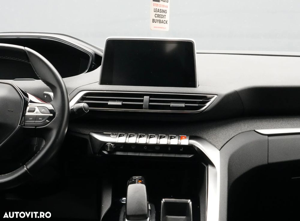 Peugeot 3008 PHEV 180 EAT8 Allure Pack - 19