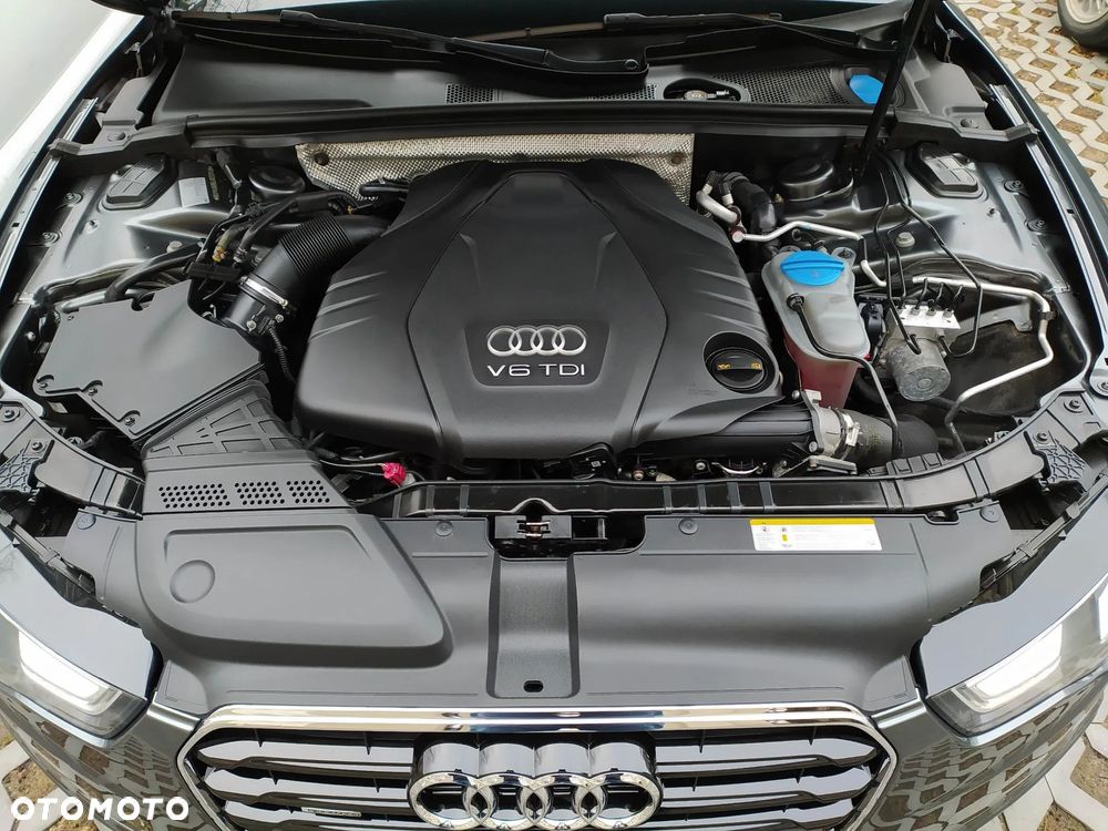 Audi A5 Cabrio 3.0 TDI DPF quattro S tronic - 12
