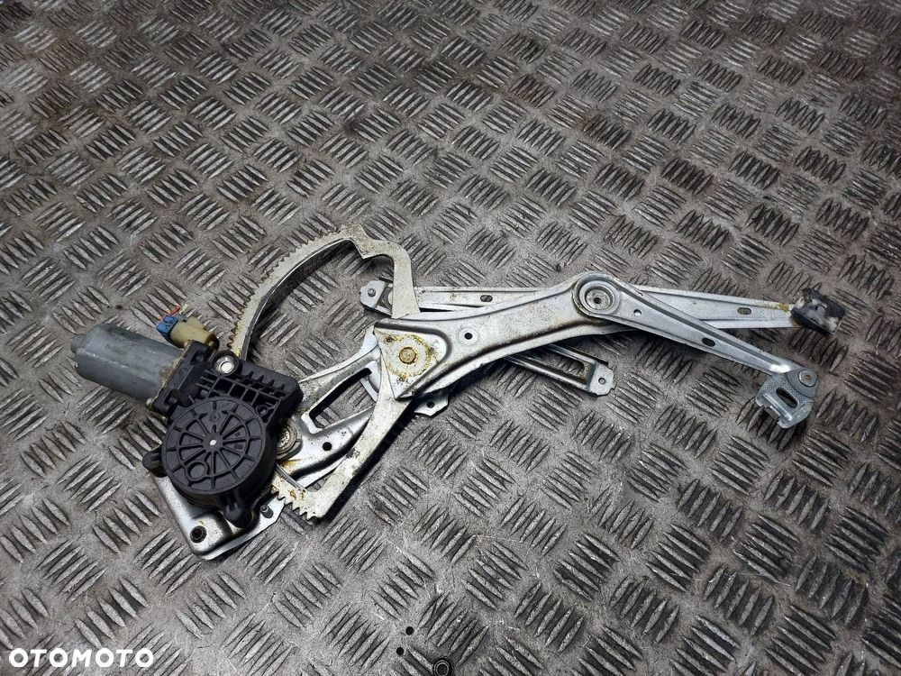 MECHANIZM PODNOŚNIK SZYBY PRAWY PRZÓD ELEKTRYCZNY MERCEDES W163 ML - 3