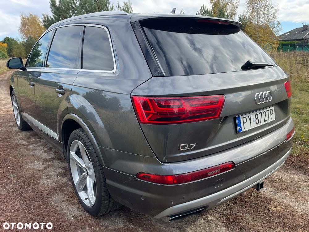 Audi Q7 3.0 TFSI Quattro Tiptr - 6
