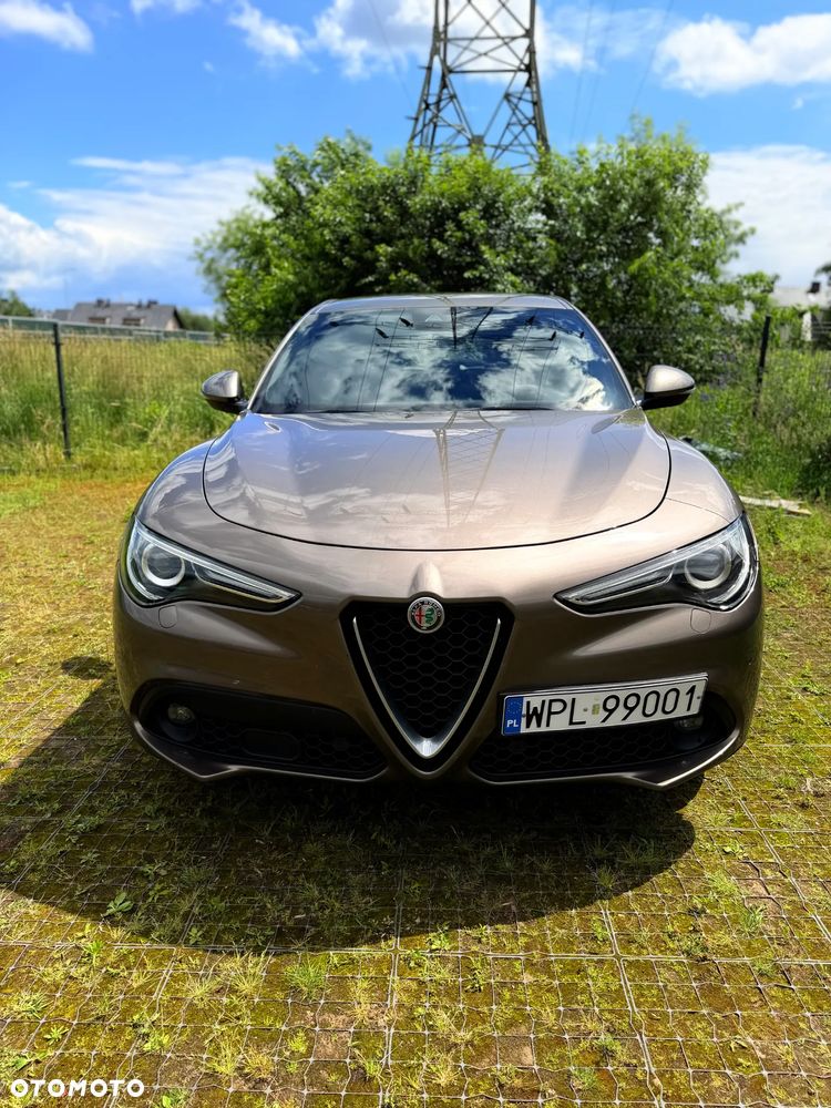 Alfa Romeo Stelvio 2.2 JTDM - 1