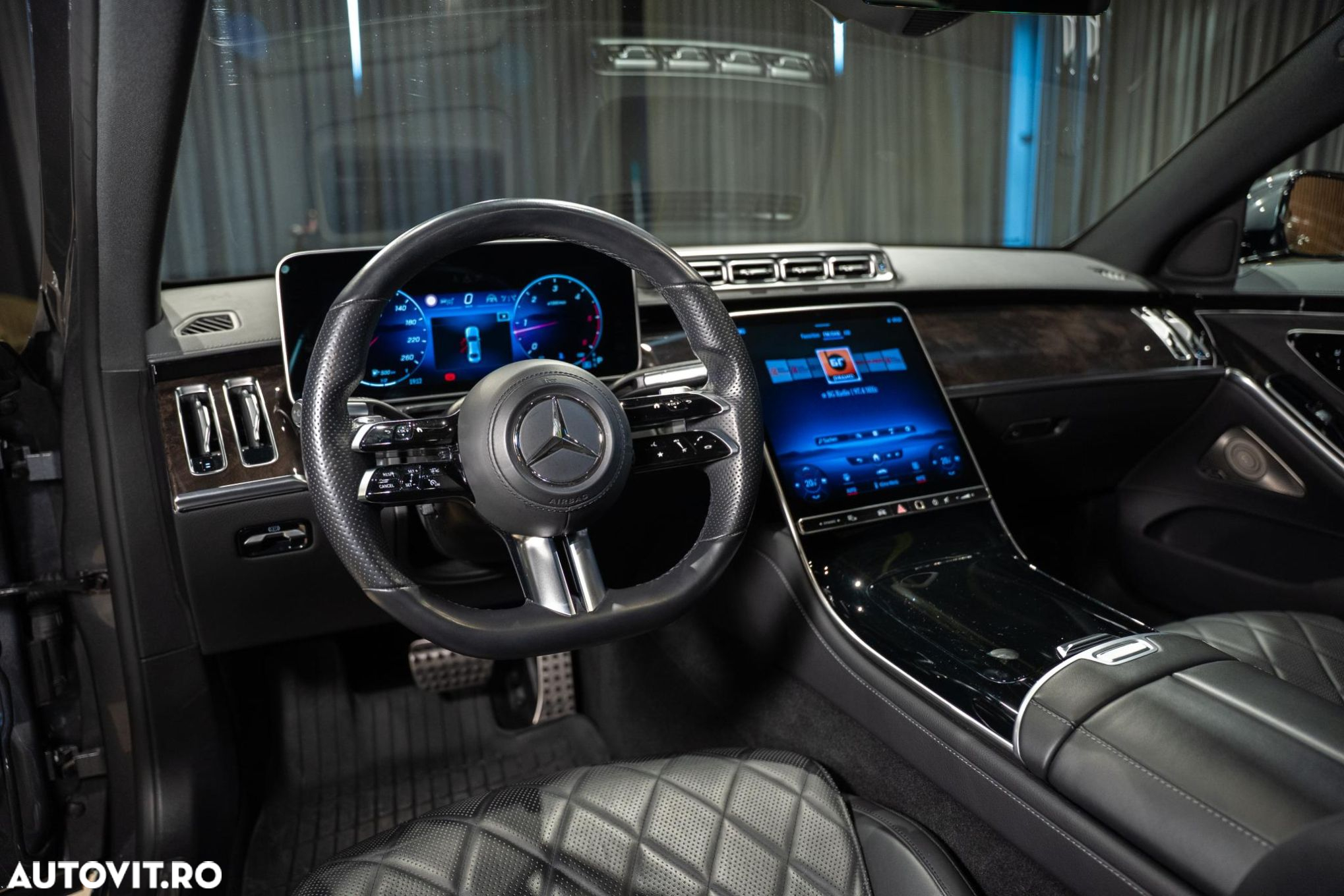 Mercedes-Benz S 400 d 4Matic L 9G-TRONIC - 22