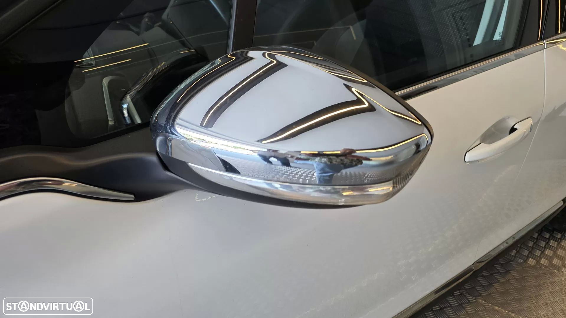 Peugeot 2008 1.4 HDi Allure - 28