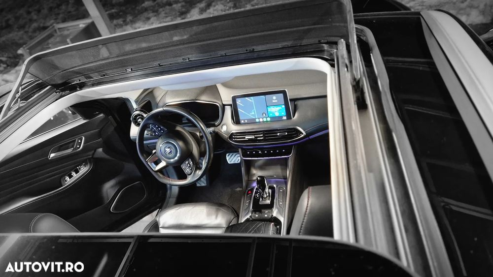 MG EHS 1.5T-GDI Luxury - 10