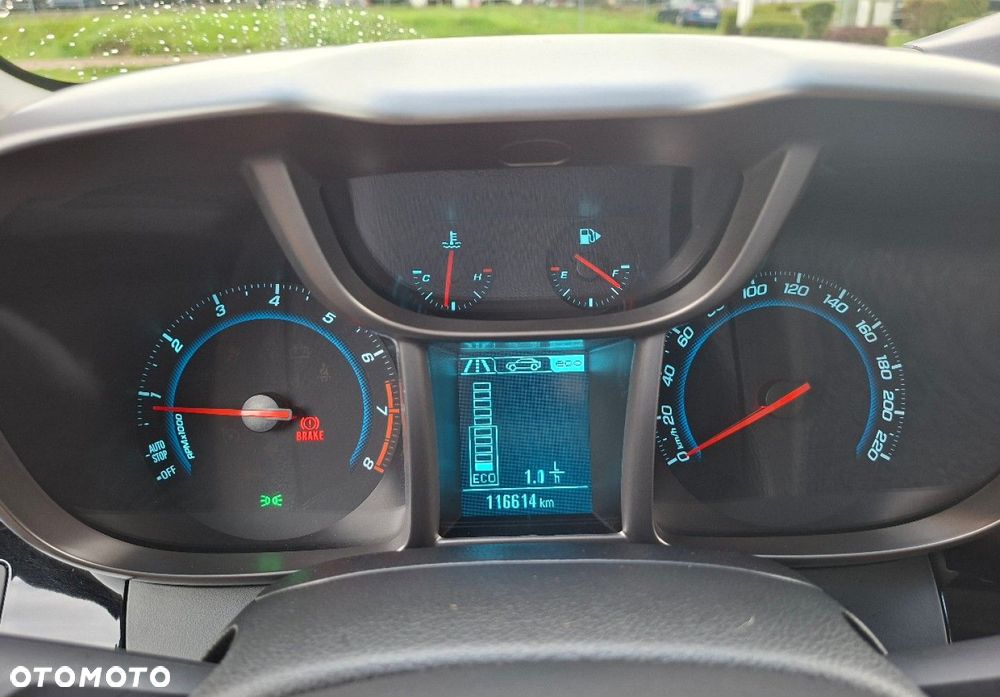 Chevrolet Orlando - 34