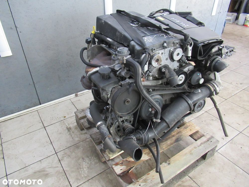 Silnik kompletny Mercedes C W203 1.8 kompressor 271.911 - 4
