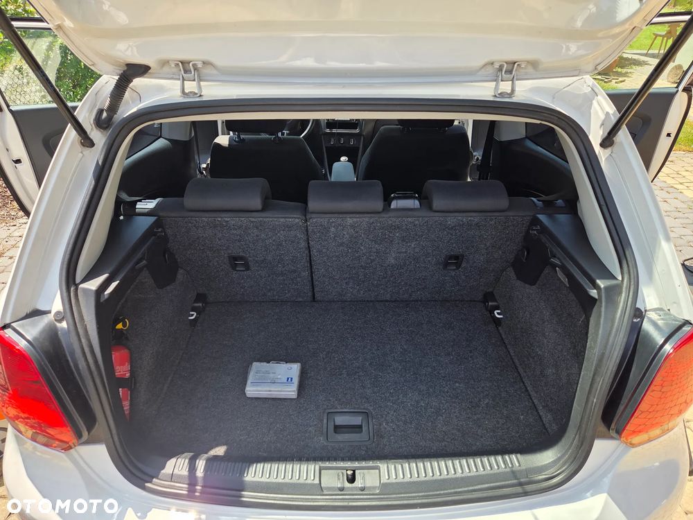 Volkswagen Polo 1.6 TDI DPF Trendline - 11