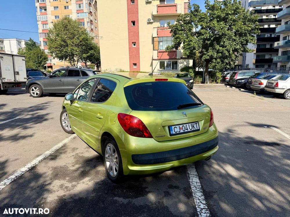 Peugeot 207 - 9