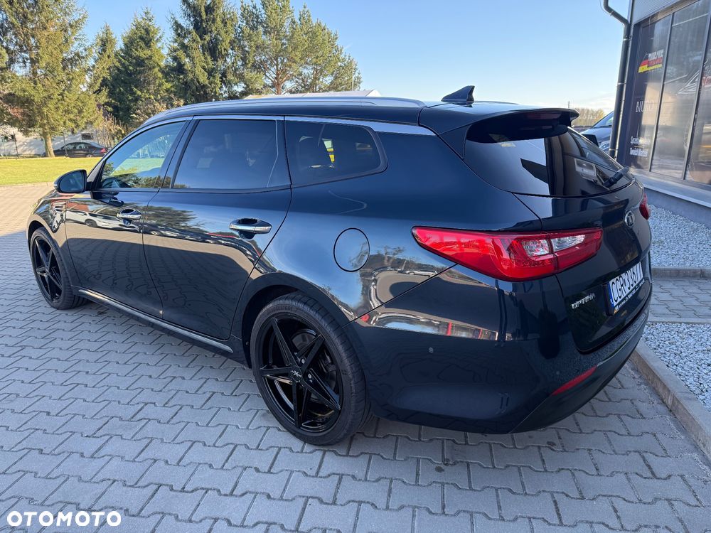 Kia Optima 1.7 CRDI XL DCT - 12