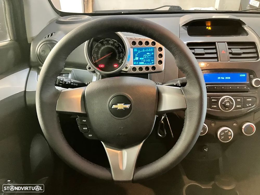 Chevrolet Spark 1.0 LS ESC - 20