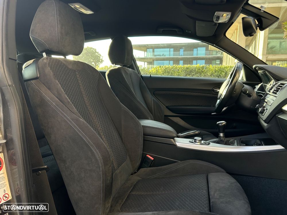 BMW 118 d Pack M - 25