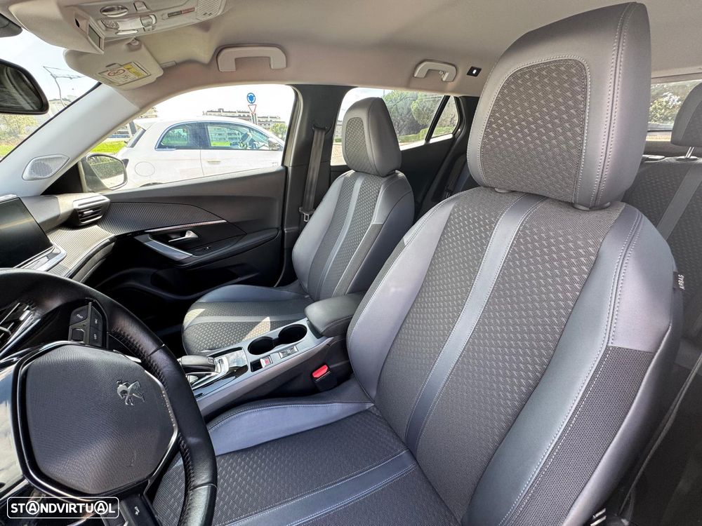 Peugeot 2008 PureTech 130 EAT8 Allure - 8