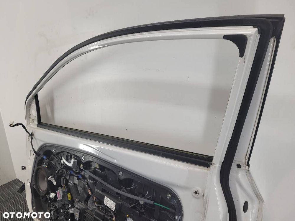 DRZWI PRZÓD PRAWE HYUNDAI I30 II COUPE 3D EUROPA  2013 - 12