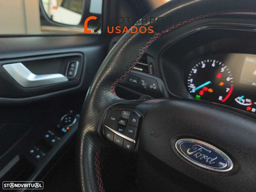 Ford Focus SW 1.0 EcoBoost ST-Line Aut. - 17