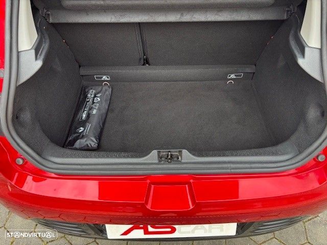 Renault Clio 0.9 TCe Limited - 13