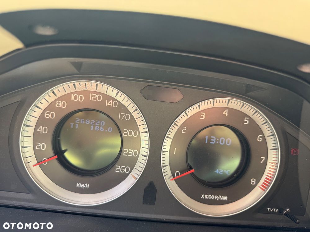 Volvo XC 70 - 6
