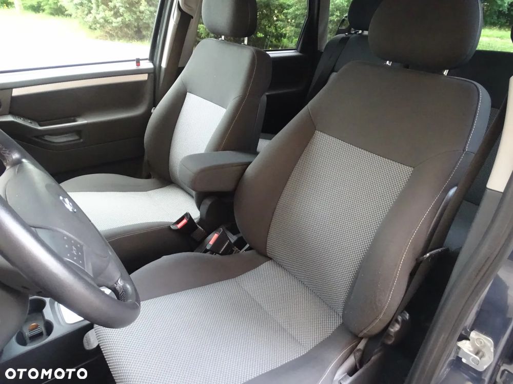 Opel Meriva 1.6 Cosmo MTA - 17