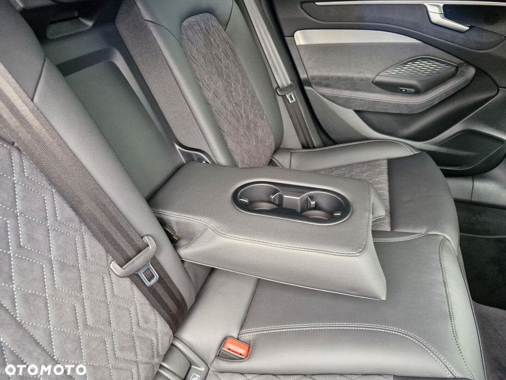 Audi A6 Avant TFSI mHEV 200 kW Quattro S tronic - 34