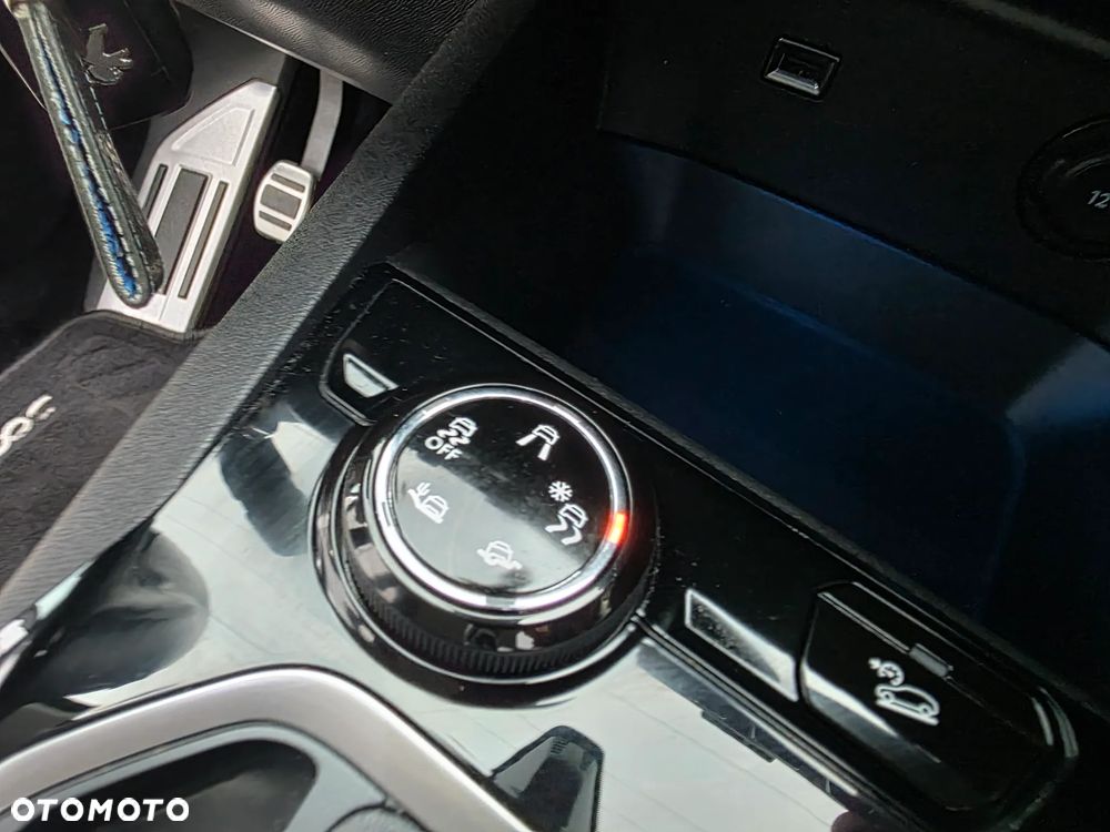 Peugeot 3008 PureTech 130 Stop & Start Crossway - 30