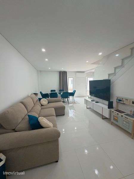 Moradia T4 Ois do bairro - Grande imagem: 4/7