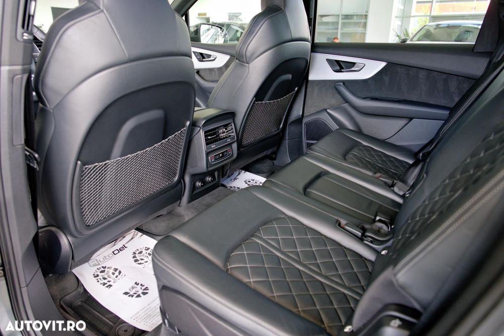 Audi Q7 55 TFSI e quattro tiptronic S line - 31