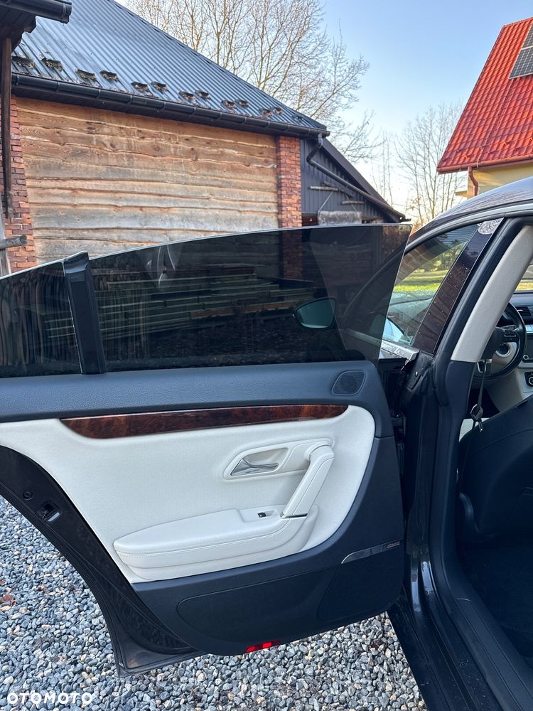 Volkswagen Passat 1.8 TSI Exclusive - 26