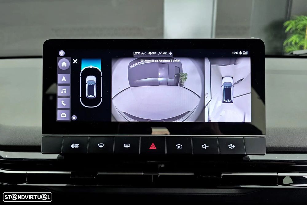 MG MG4 64 kWh Luxury - 21