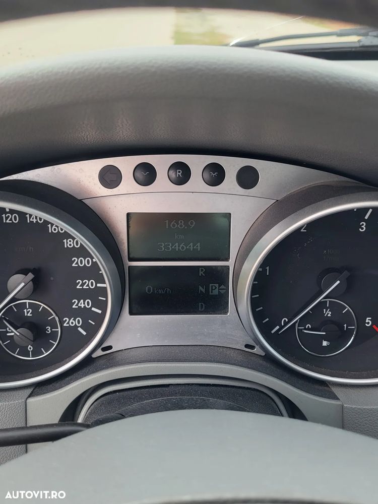 Mercedes-Benz ML 320 CDI 4Matic 7G-TRONIC - 5