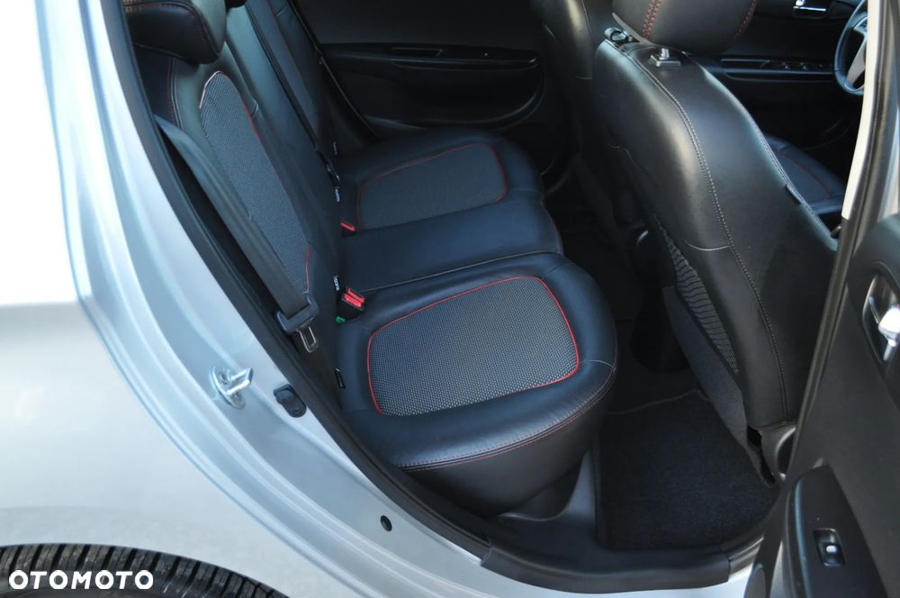 Hyundai i20 1.2 UEFA EURO 2012 Edition - 19